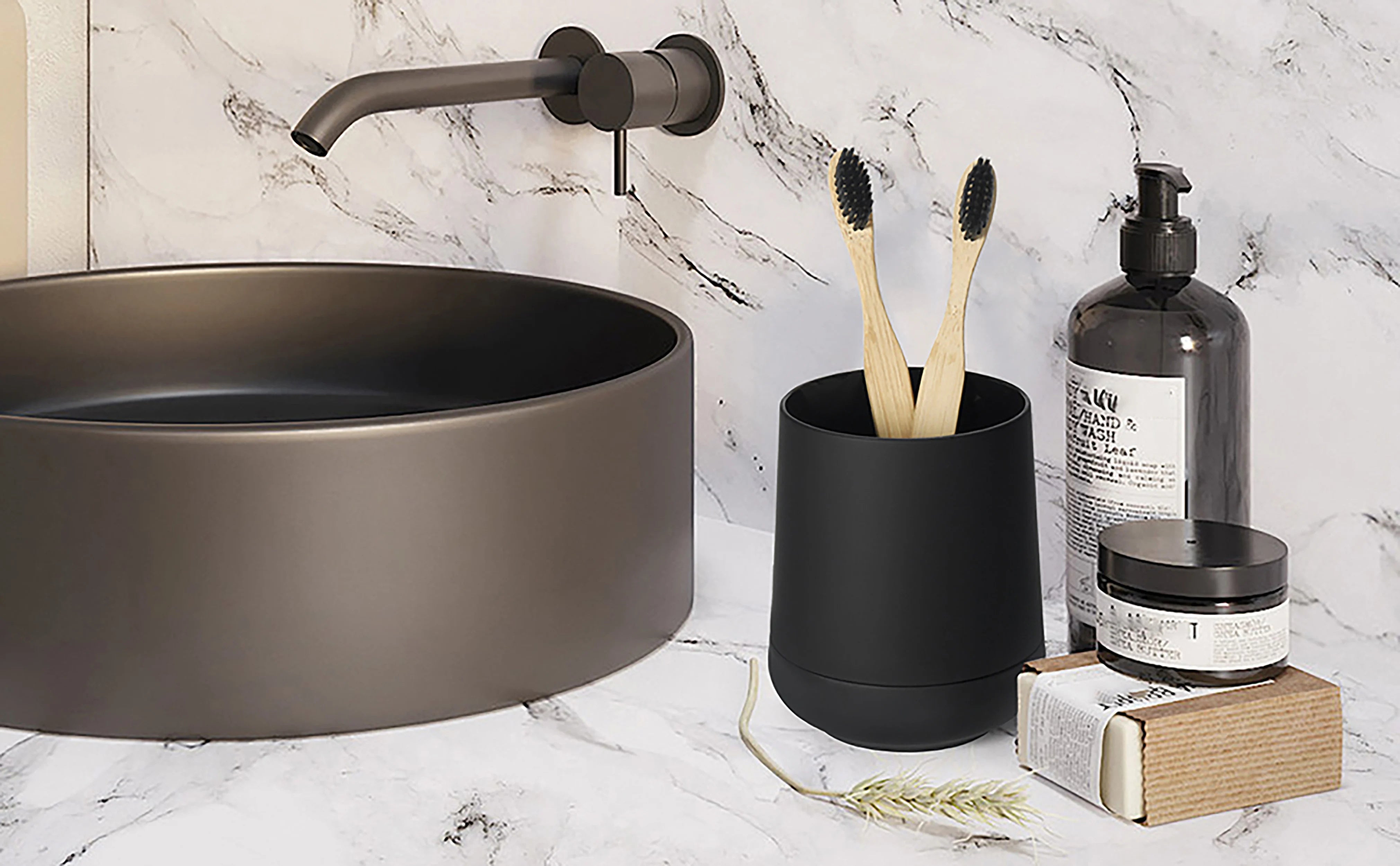 Matte Black toothbrush holders for bathrooms with silicon boot, Modern tooth brushing and toothpaste holder cup for bathroom Org