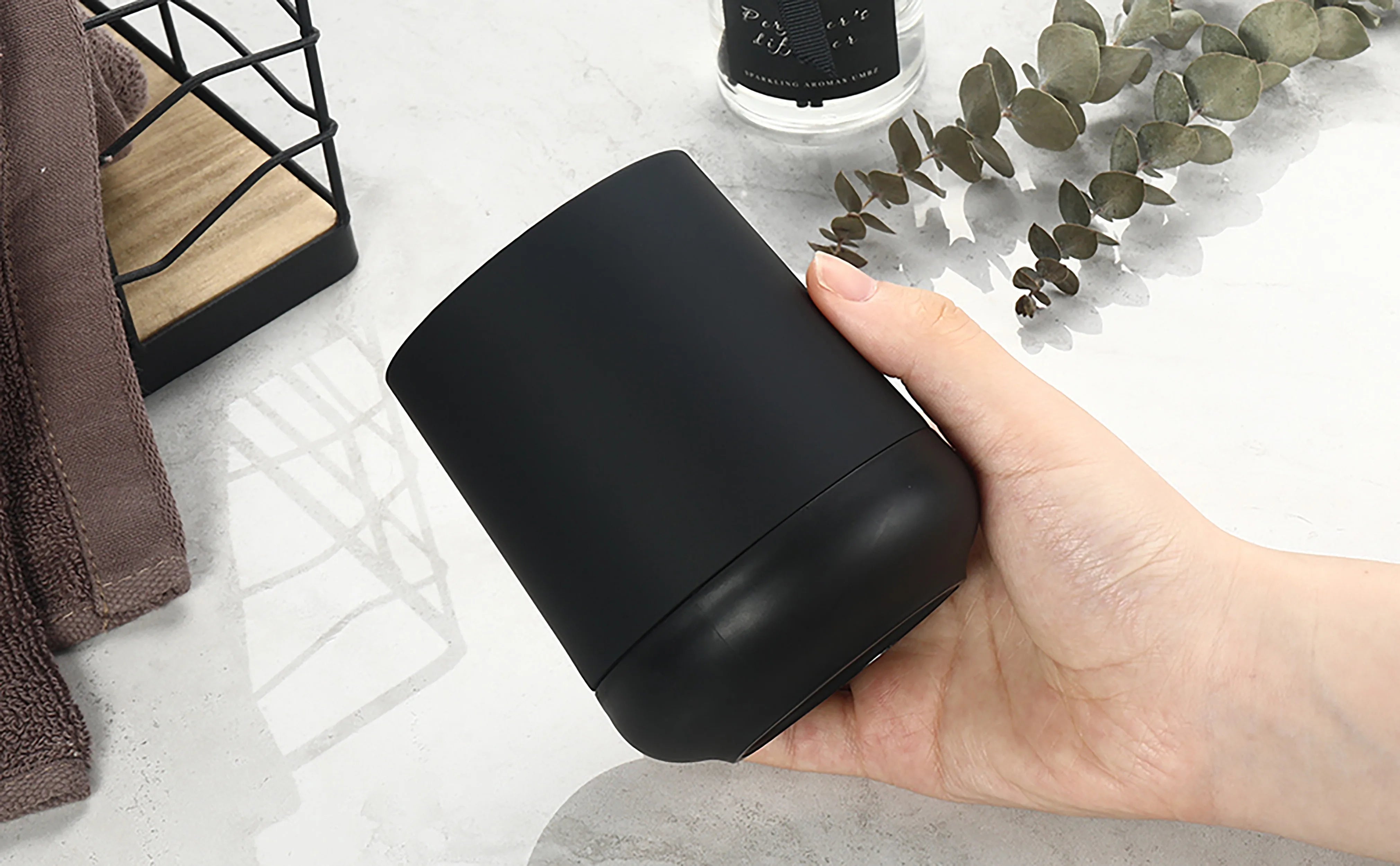 Matte Black toothbrush holders for bathrooms with silicon boot, Modern tooth brushing and toothpaste holder cup for bathroom Org